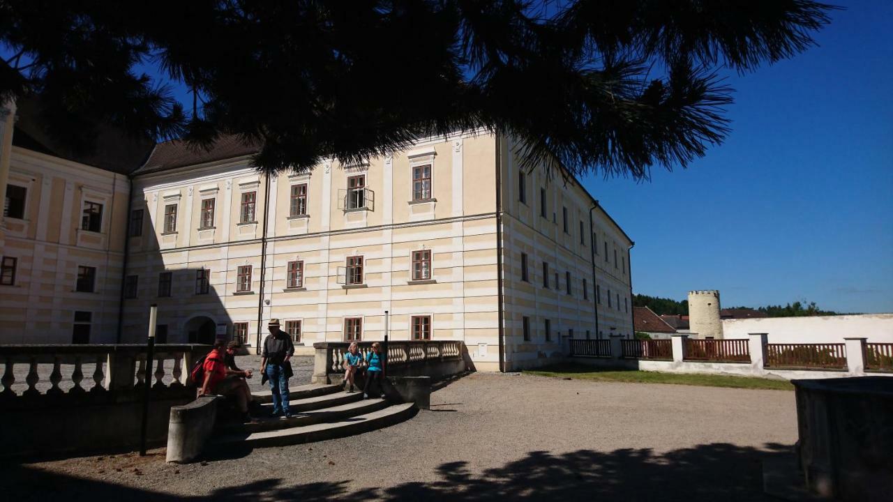 Jakob Kern Gästehaus im Stift Geras Exterior foto