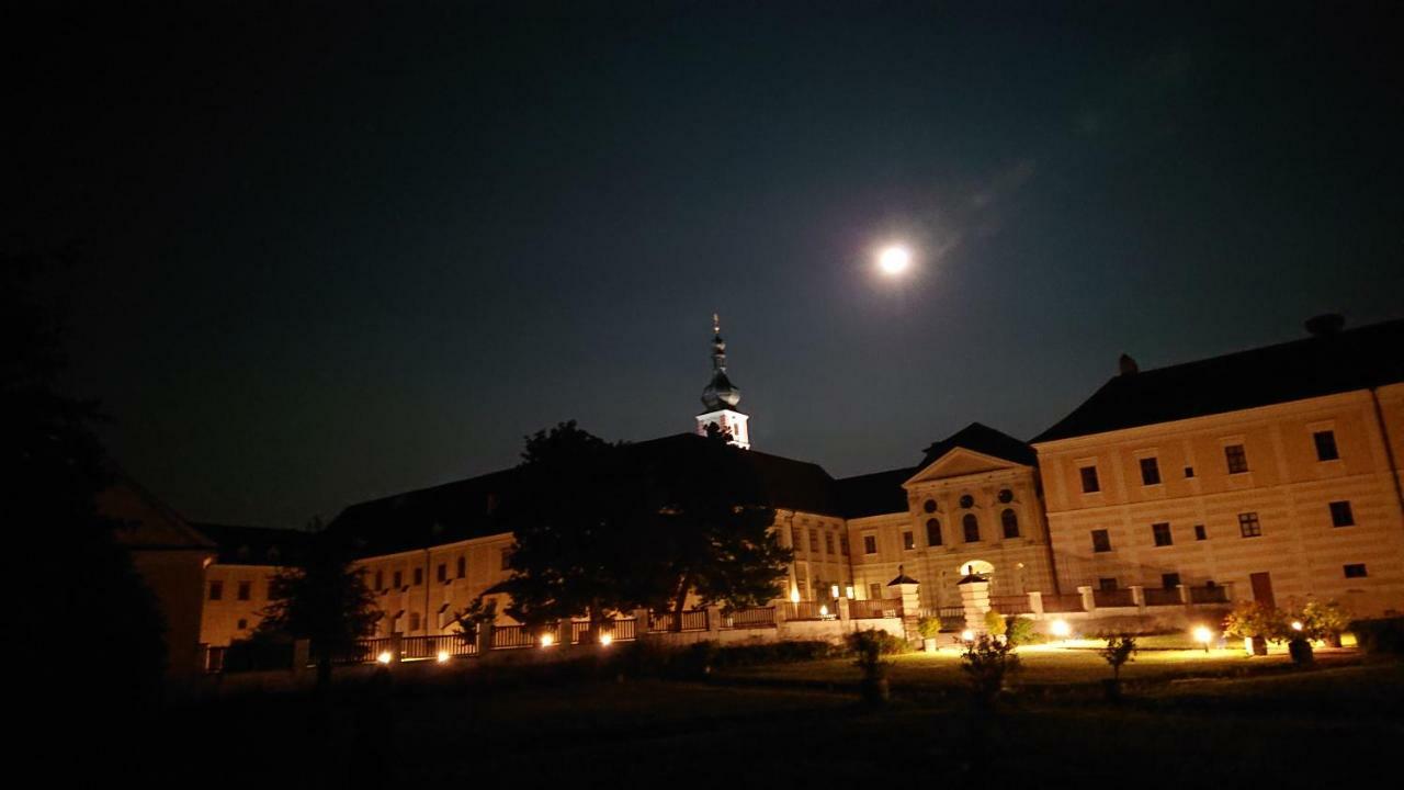 Jakob Kern Gästehaus im Stift Geras Exterior foto